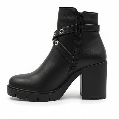 Bota para dama con arnes decorativo - Been class 19693